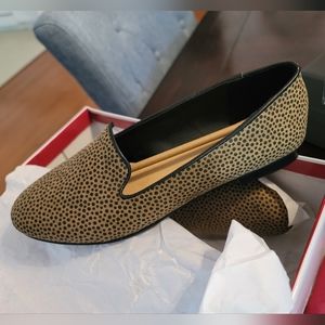 Woman Flats